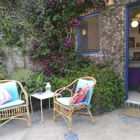Guest house La Rosamarina *